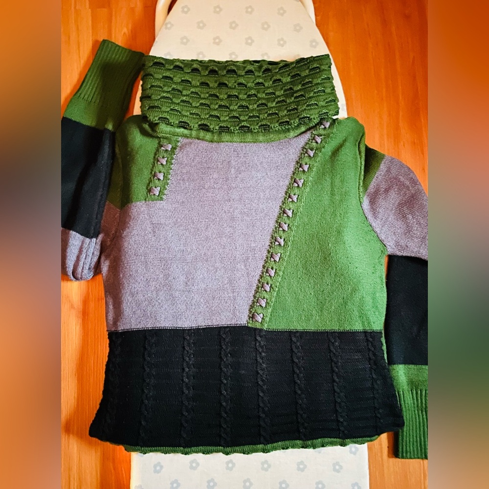 Colorful Patchwork Women's Sweater Turtleneck - Picture 8 of 9